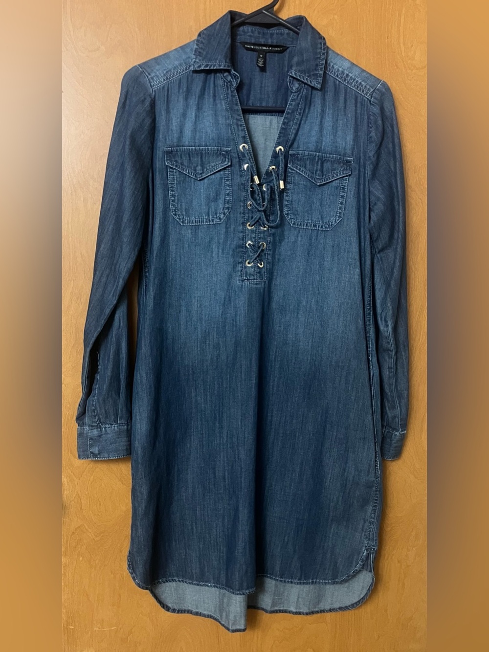 White House Black Market Women's Denim V Neck Lace Up Long Sleeve Dress Size 0